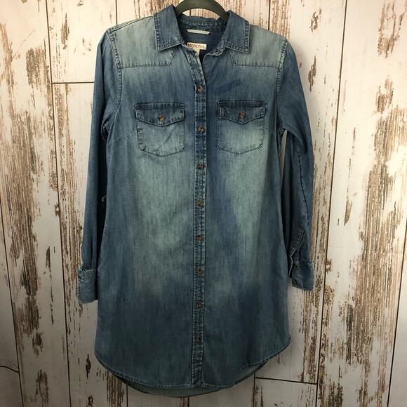 Merona Dresses & Skirts - Merona Chambray Dress, Size Small. In excellent condition!